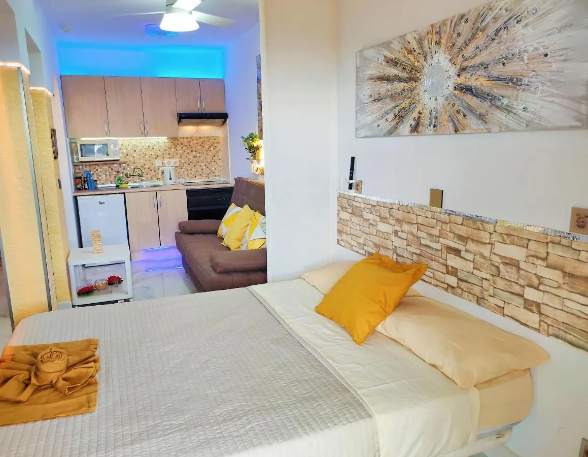 Albatros Park Amarilla Golf Piscina Climatizada, wifi Apartamento San Miguel de Abona